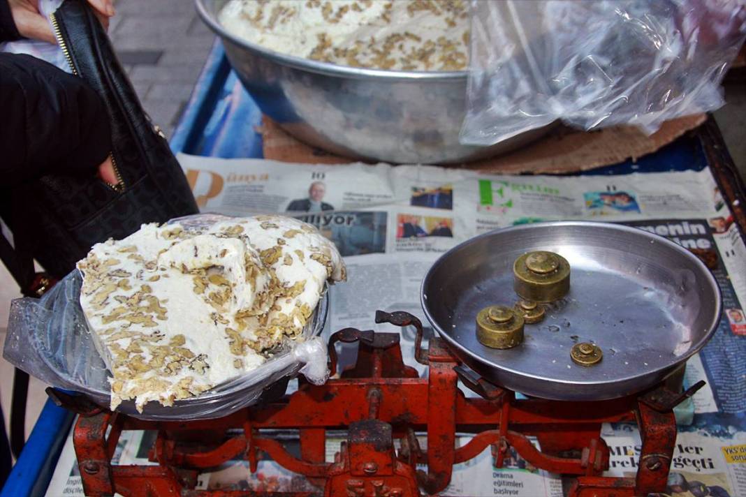 Soğuk havalarda vücudu sıcacık tutuyor, hastalıklardan koruyor! Sadece o kentte üretiliyor 5